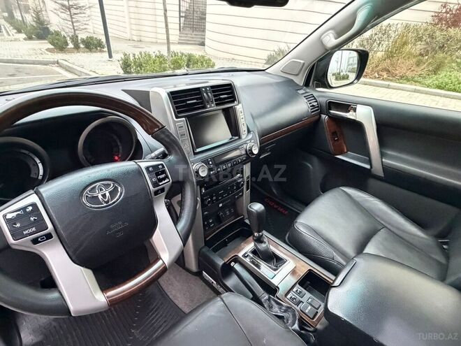 Toyota Land Cruiser Prado 2012, 260,000 km - 4.0 л - Bakı