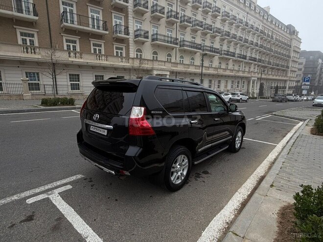 Toyota Land Cruiser Prado 2012, 260,000 km - 4.0 л - Bakı
