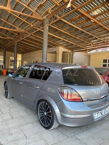 Opel Astra-2