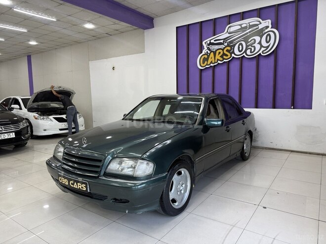 Mercedes C 200-2