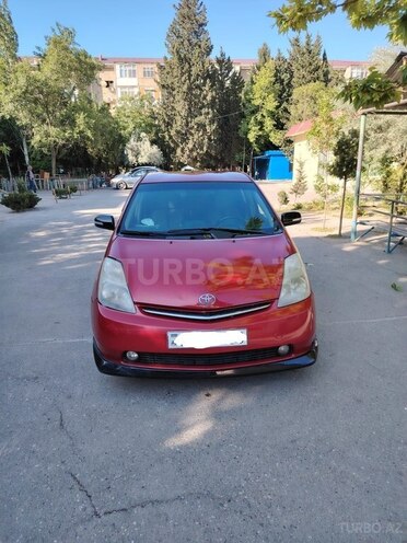 Toyota Prius-1
