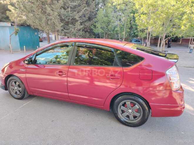 Toyota Prius-5