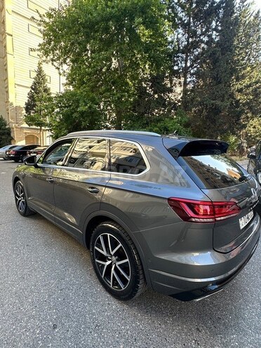 Volkswagen Touareg-4