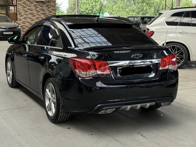 Chevrolet Cruze-5