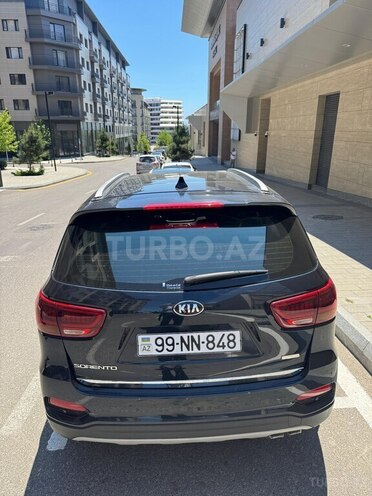 Kia Sorento-5