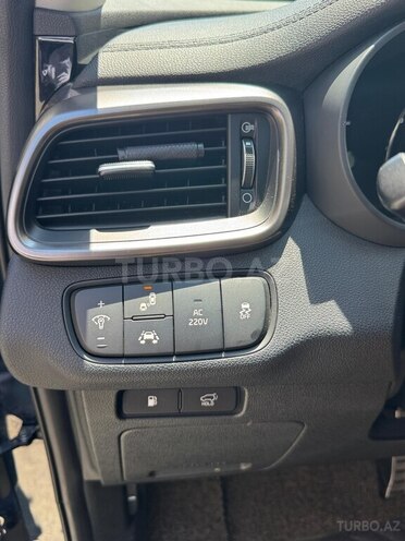 Kia Sorento-14