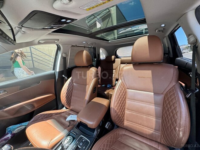 Kia Sorento-10