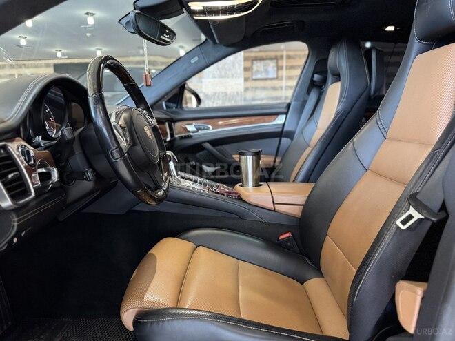 Porsche Panamera Turbo-13