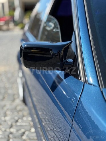 BMW 320-17