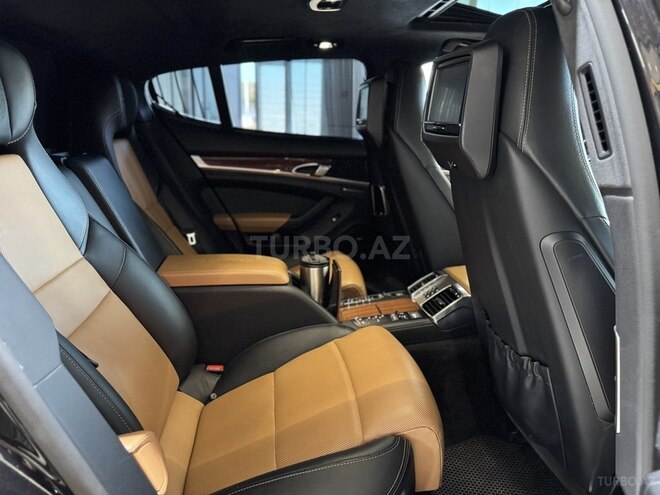 Porsche Panamera Turbo-15
