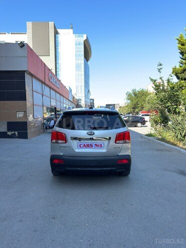 Kia Sorento-4