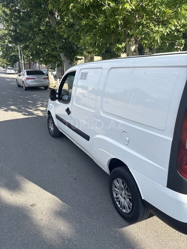 Fiat Doblo-4