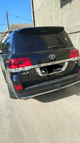 Toyota Land Cruiser-3