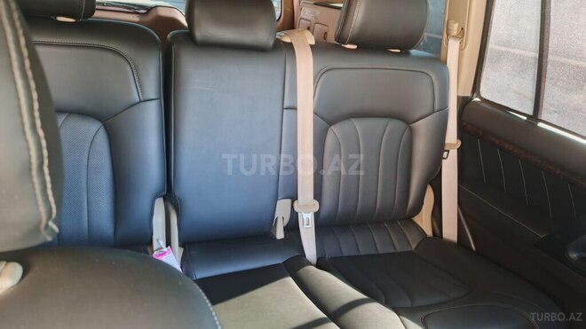 Toyota Land Cruiser-7