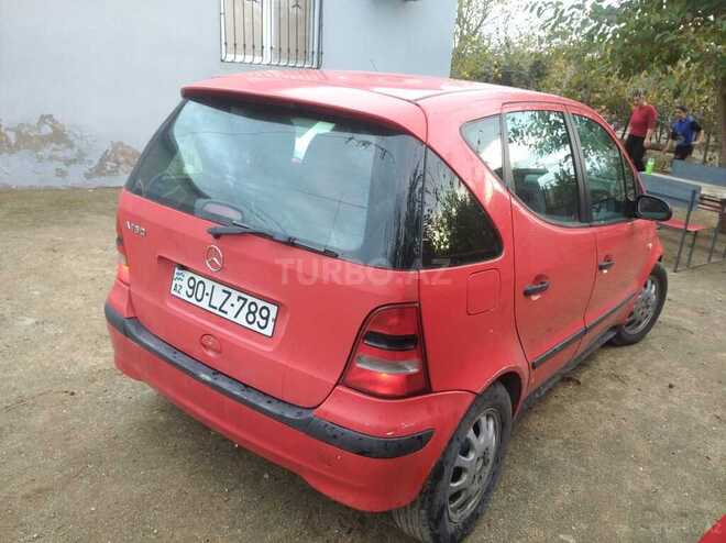 Mercedes A 140-7