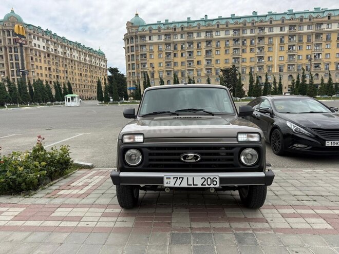 LADA (VAZ) Niva-1