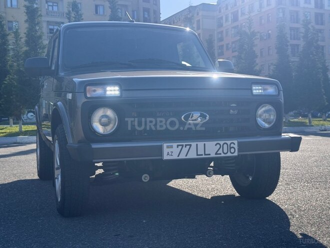 LADA (VAZ) Niva-3