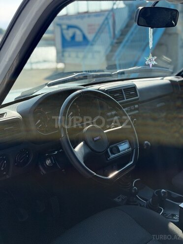 LADA (VAZ) Niva-12