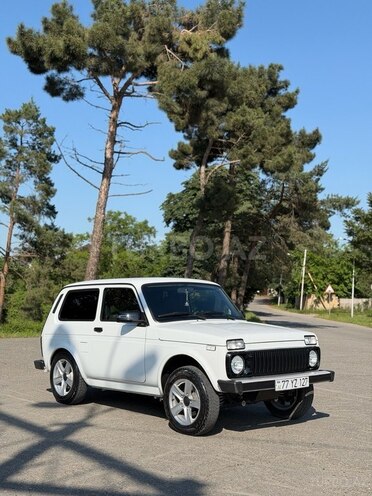 LADA (VAZ) Niva-2