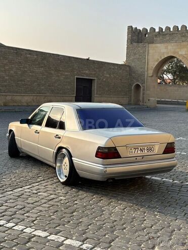 Mercedes 300 E-3