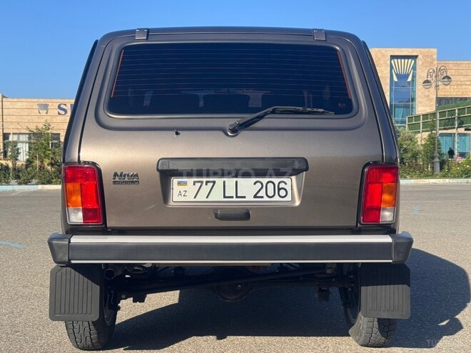 LADA (VAZ) Niva-5