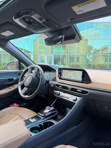 Hyundai Sonata-5