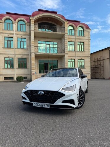Hyundai Sonata-1