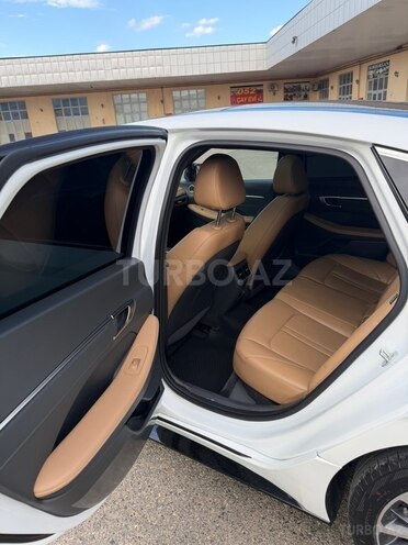 Hyundai Sonata-10
