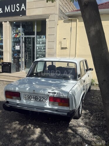 LADA (VAZ) 2107-10