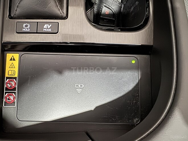 Lexus ES 300h-23