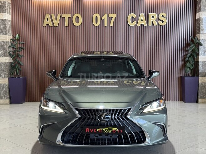 Lexus ES 300h-1
