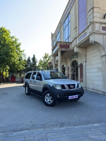 Nissan Navara-2