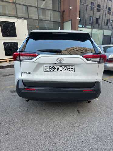 Toyota RAV4-2