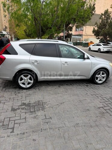 Kia Ceed-2
