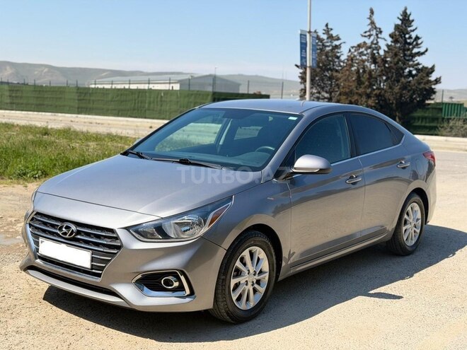 Hyundai Accent-3