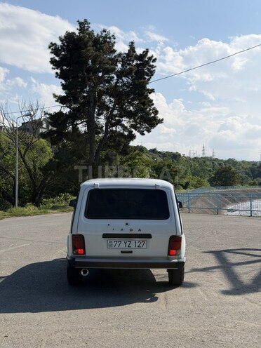 LADA (VAZ) Niva-6