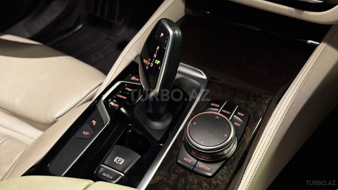 BMW 530-18