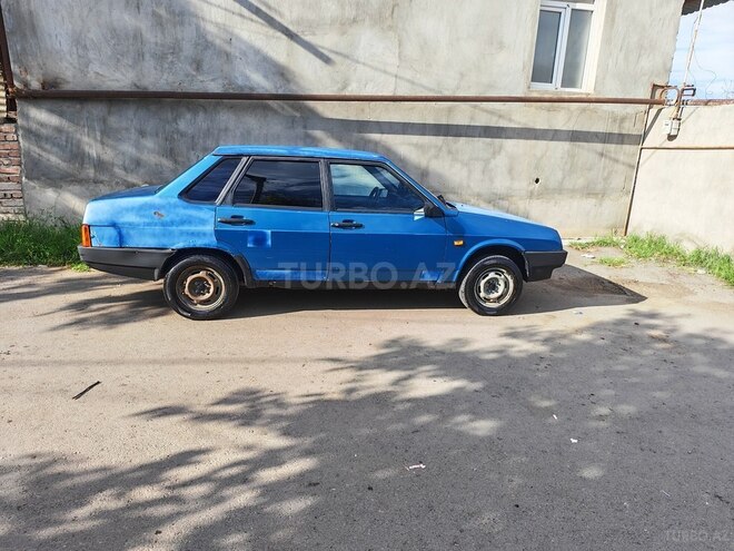 LADA (VAZ) 21099-4