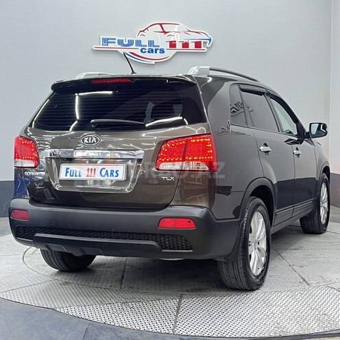 Kia Sorento-7
