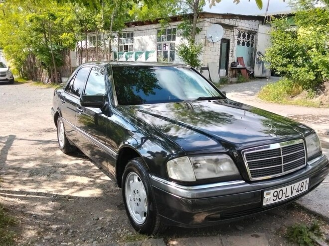 Mercedes C 220-7