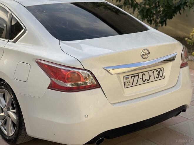 Nissan Altima-6
