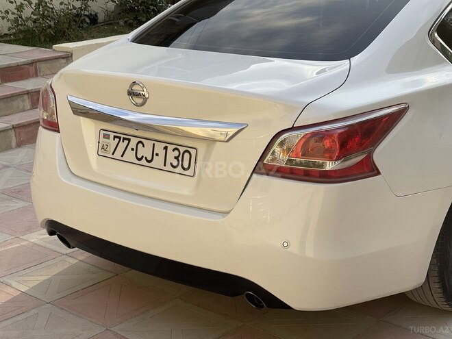 Nissan Altima-5