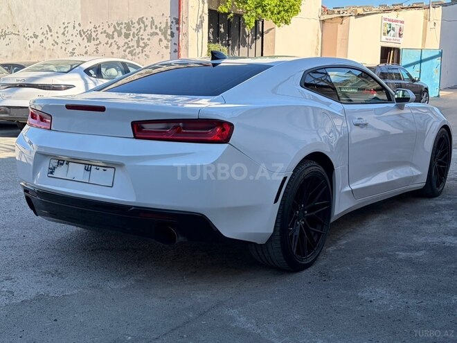 Chevrolet Camaro-10