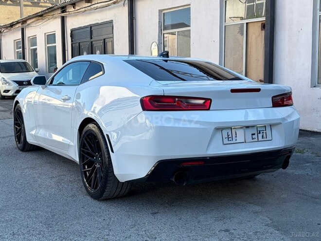 Chevrolet Camaro-9