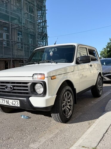 LADA (VAZ) Niva-2