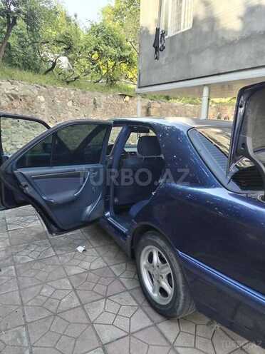 Mercedes C 180-4