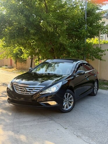 Hyundai Sonata-1