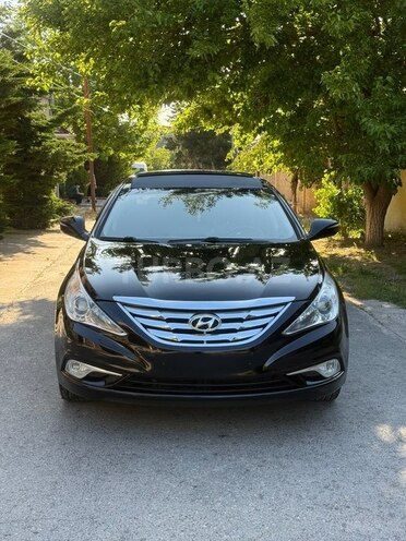 Hyundai Sonata-5