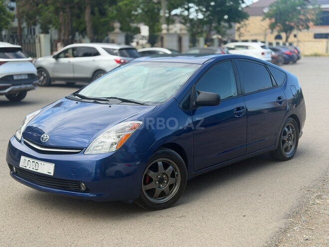 Toyota Prius-3