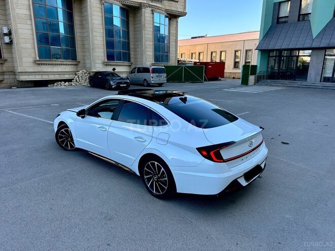 Hyundai Sonata-3